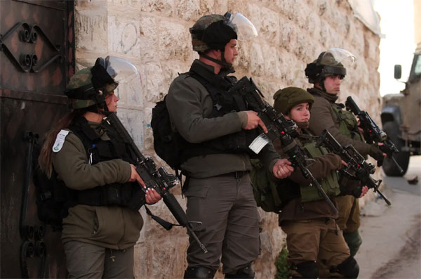 Israeli forces target militants across multiple fronts