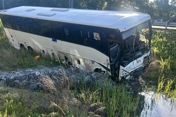 Five killed, dozens injured in Virginia bus crash