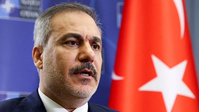 Israel looking for chance to strike Iran, warns Turkish FM